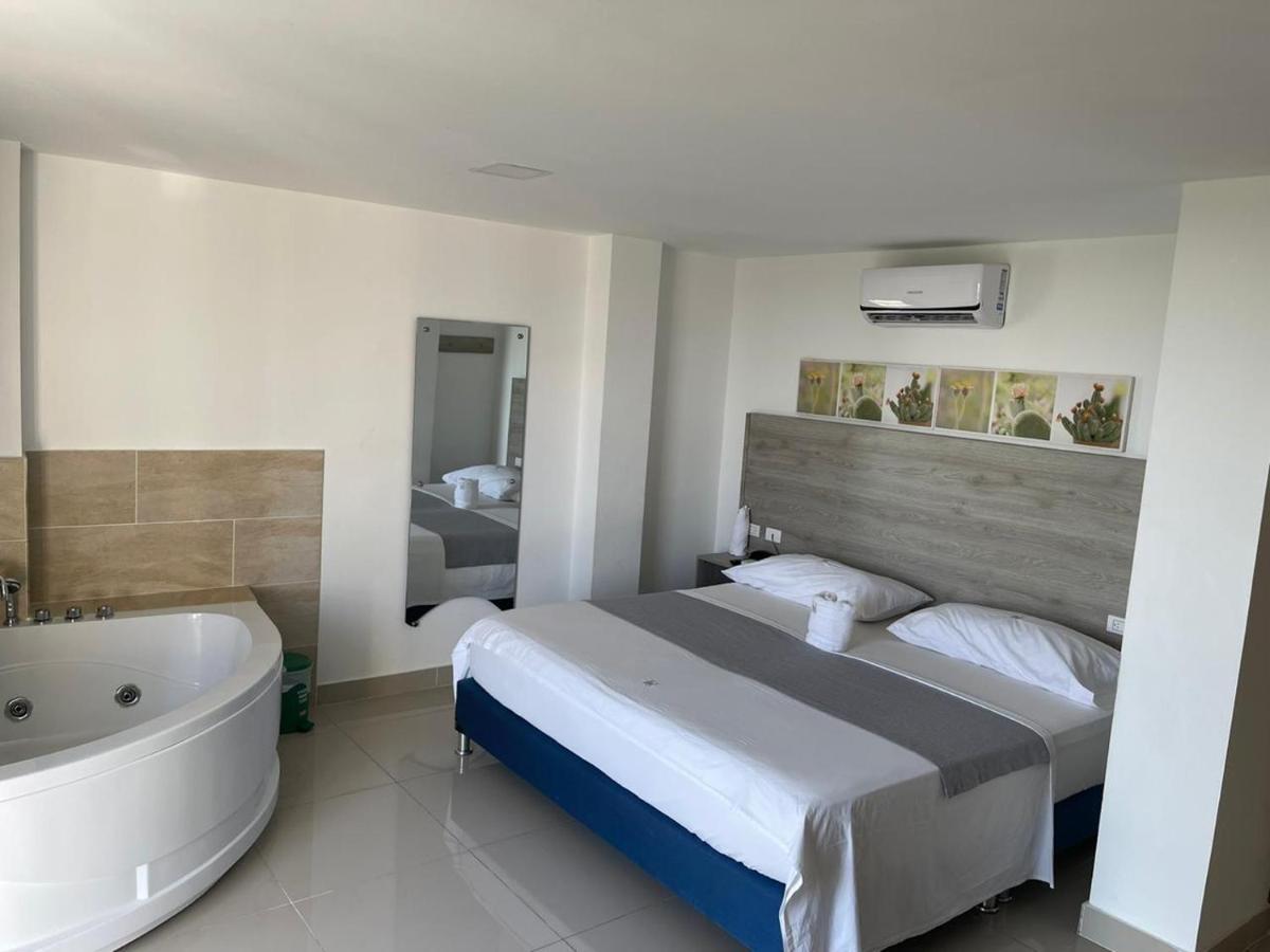 Hotel A1 Express Флоренсия Экстерьер фото